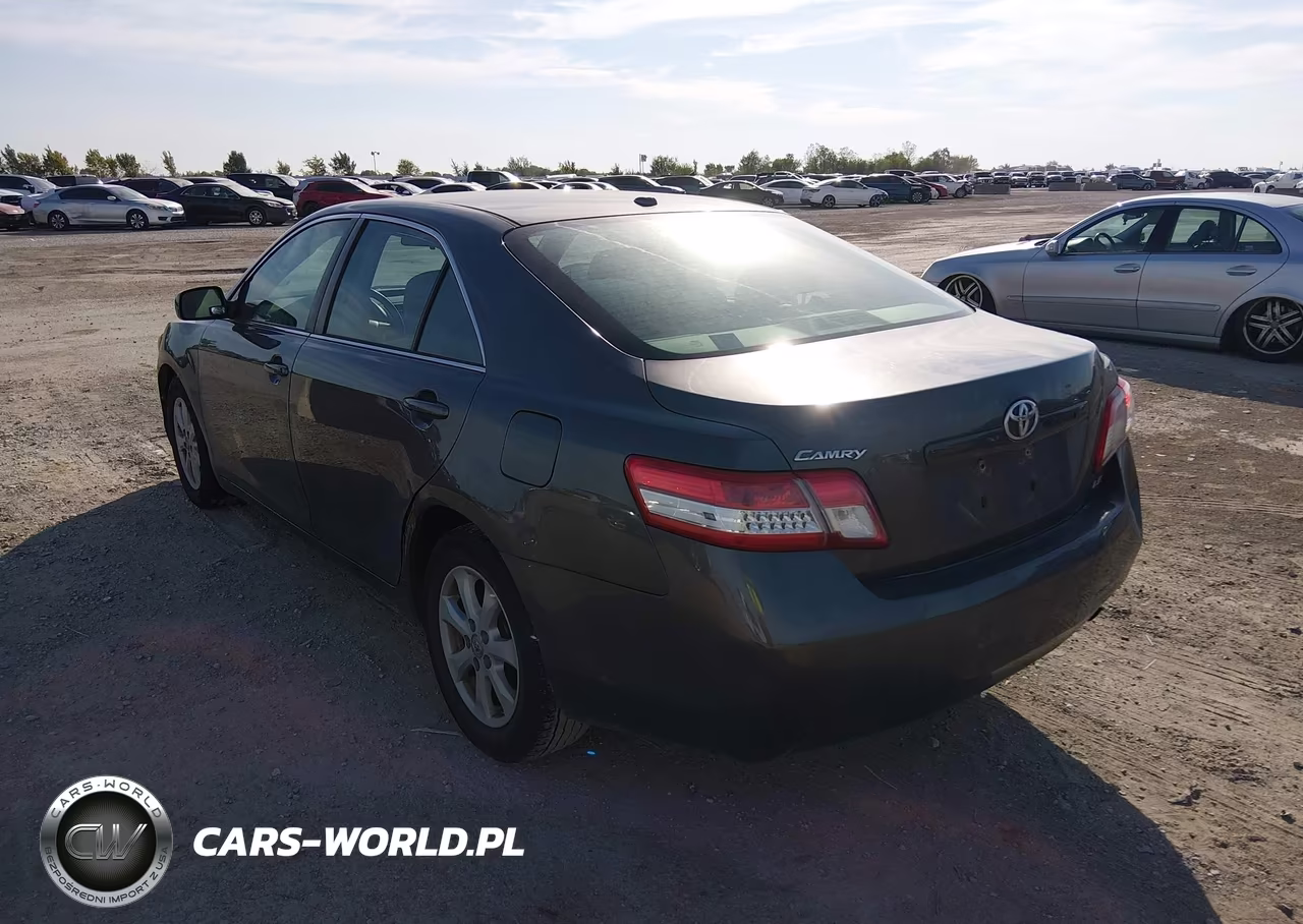 2010 Toyota Camry Le VIN:4T4BF3EK2AR072008 - 3