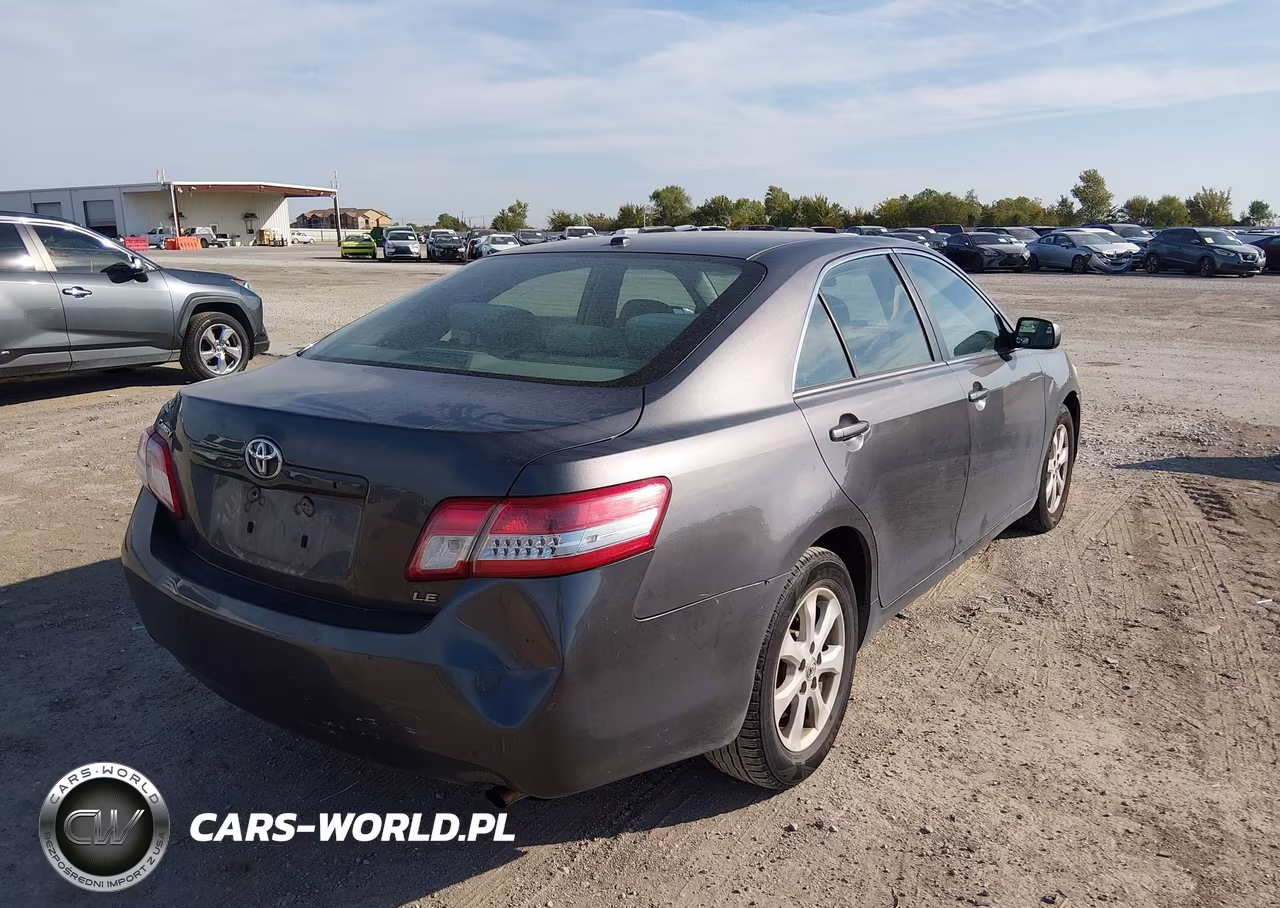 2010 Toyota Camry Le VIN:4T4BF3EK2AR072008 - 4