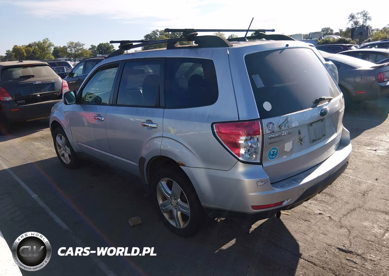 2010 Subaru Forester 2.5X Premium VIN:JF2SH6CC0AH796036 - 3