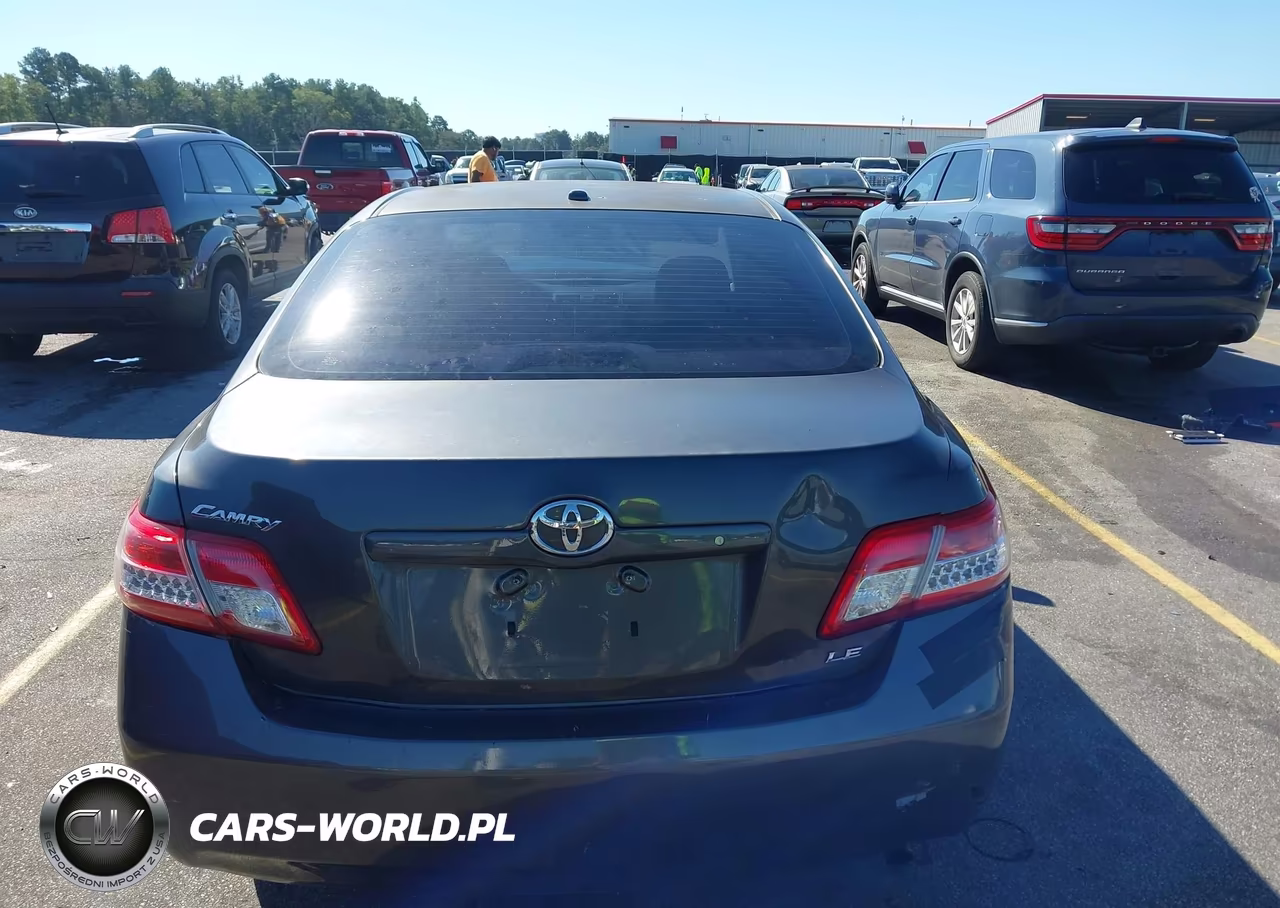 2011 Toyota Camry Le VIN:4T1BF3EK9BU657826 - 17
