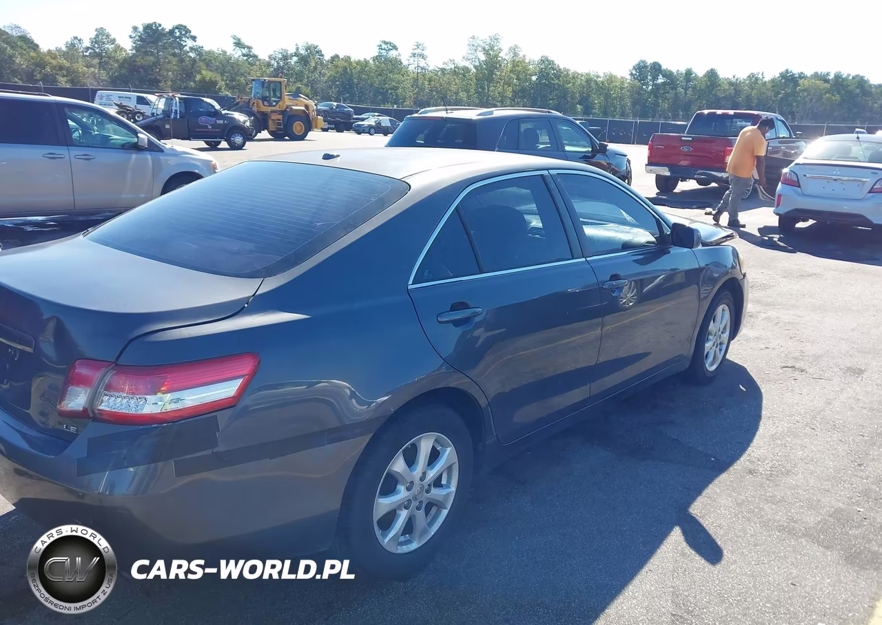 2011 Toyota Camry Le VIN:4T1BF3EK9BU657826 - 4