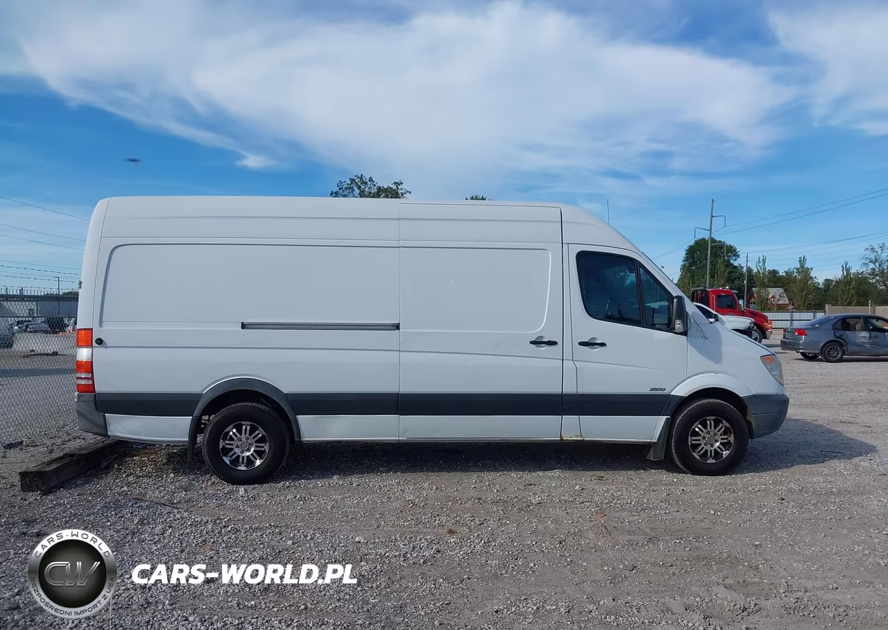 2013 Freightliner Sprinter 2500 VIN:WDYPE8CC5D5758966 - 13
