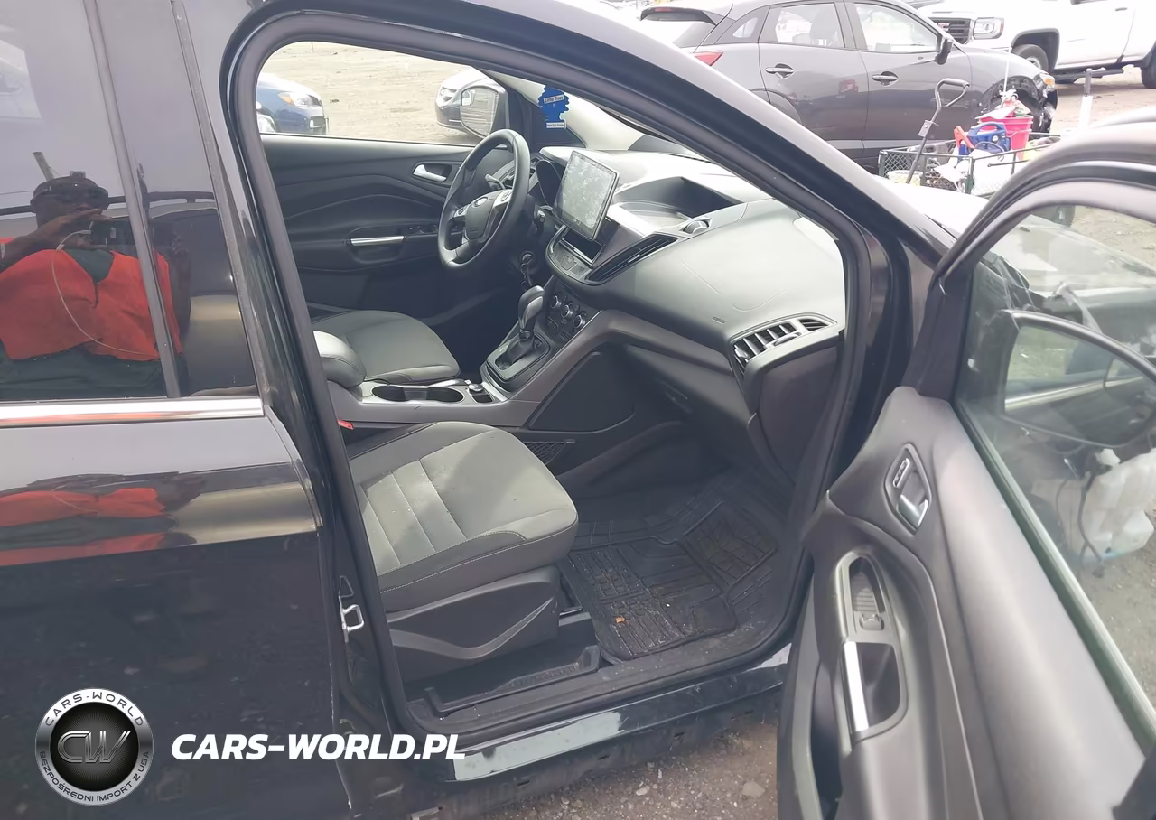 2015 Ford Escape Se VIN:1FMCU9GX5FUC52736 - 5