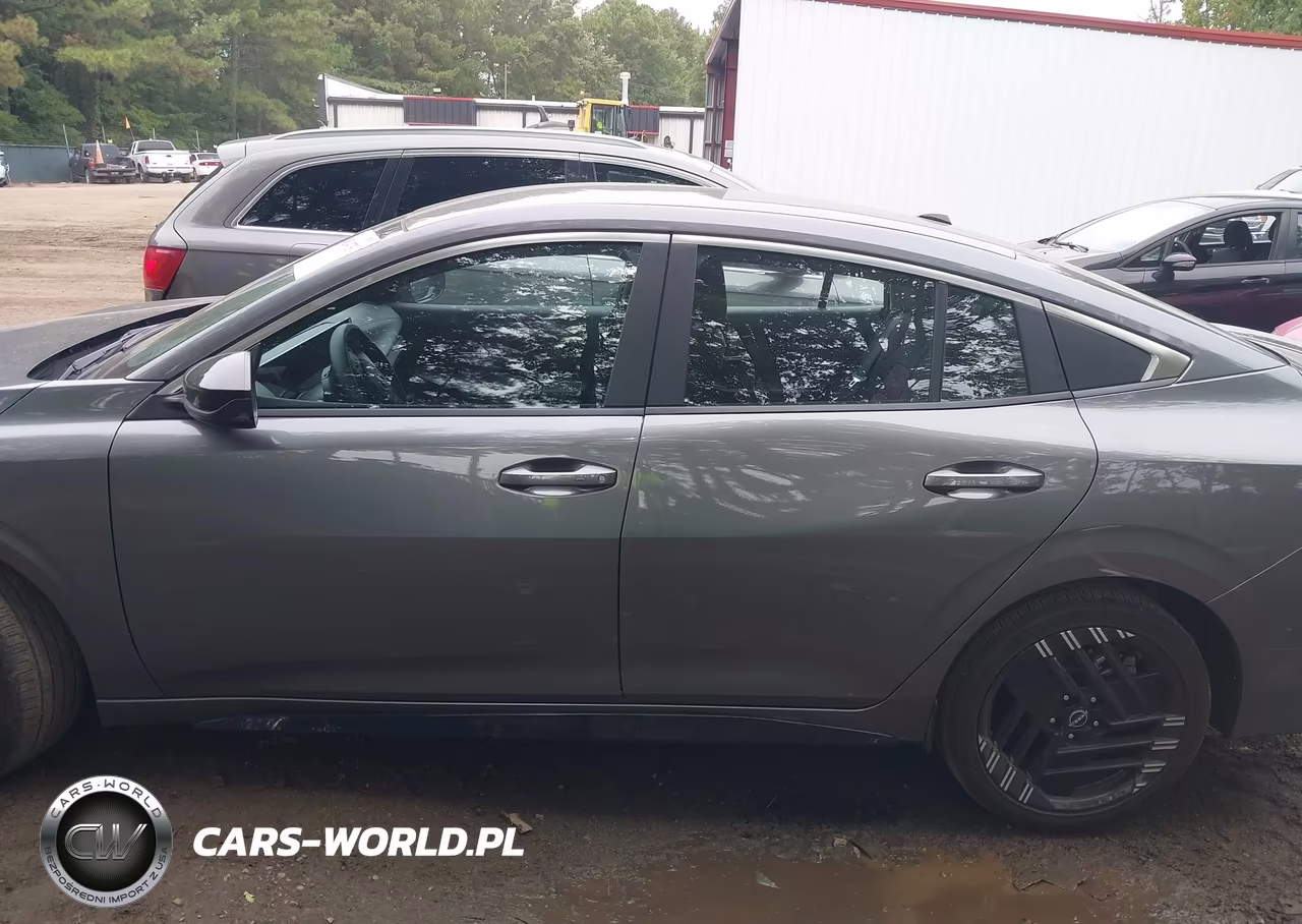 2026 Nissan Sentra Sr VIN:3N1AB9DV5TY217114 - 15