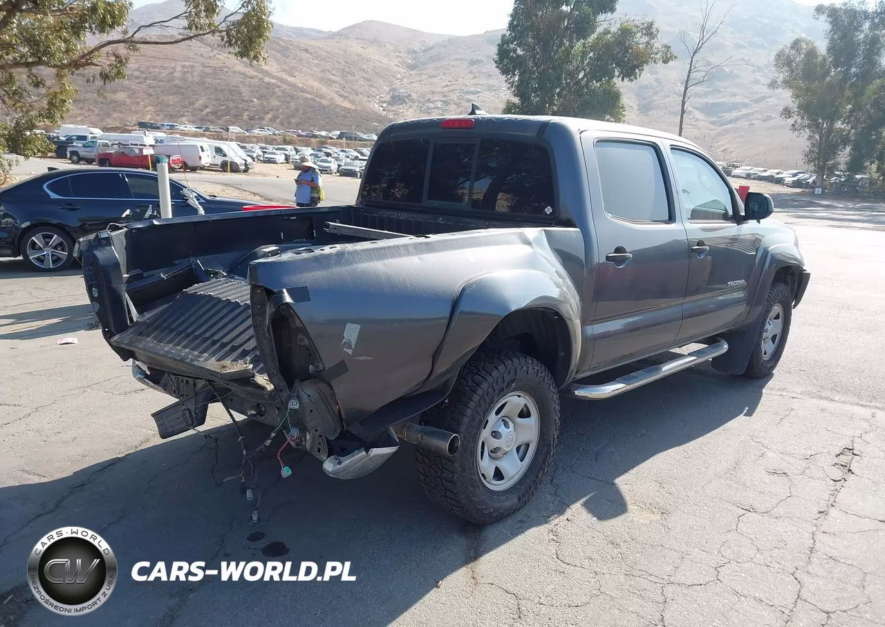 2012 Toyota Tacoma Double Cab VIN:5TFJX4GN1CX010525 - 4