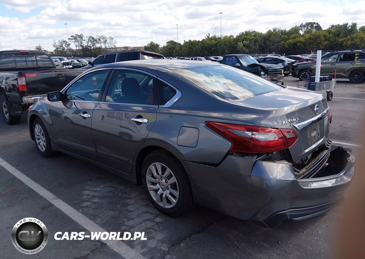 2018 Nissan Altima 2.5 S VIN:1N4AL3AP3JC224653 - 14