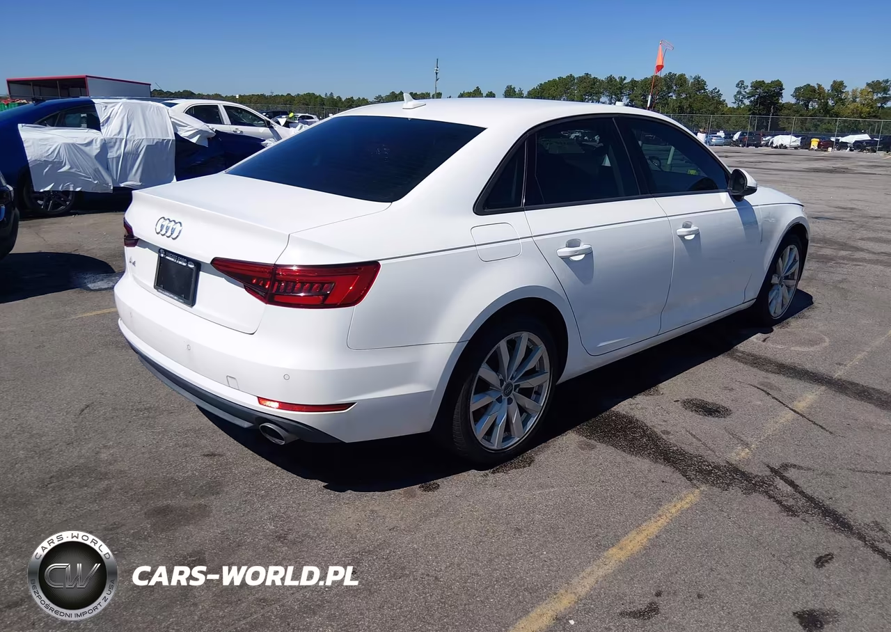 2017 Audi A4 2.0T Premium VIN:WAUGNAF47HN006423 - 4