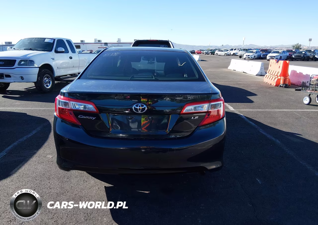 2014 Toyota Camry Le VIN:4T4BF1FK7ER360695 - 16