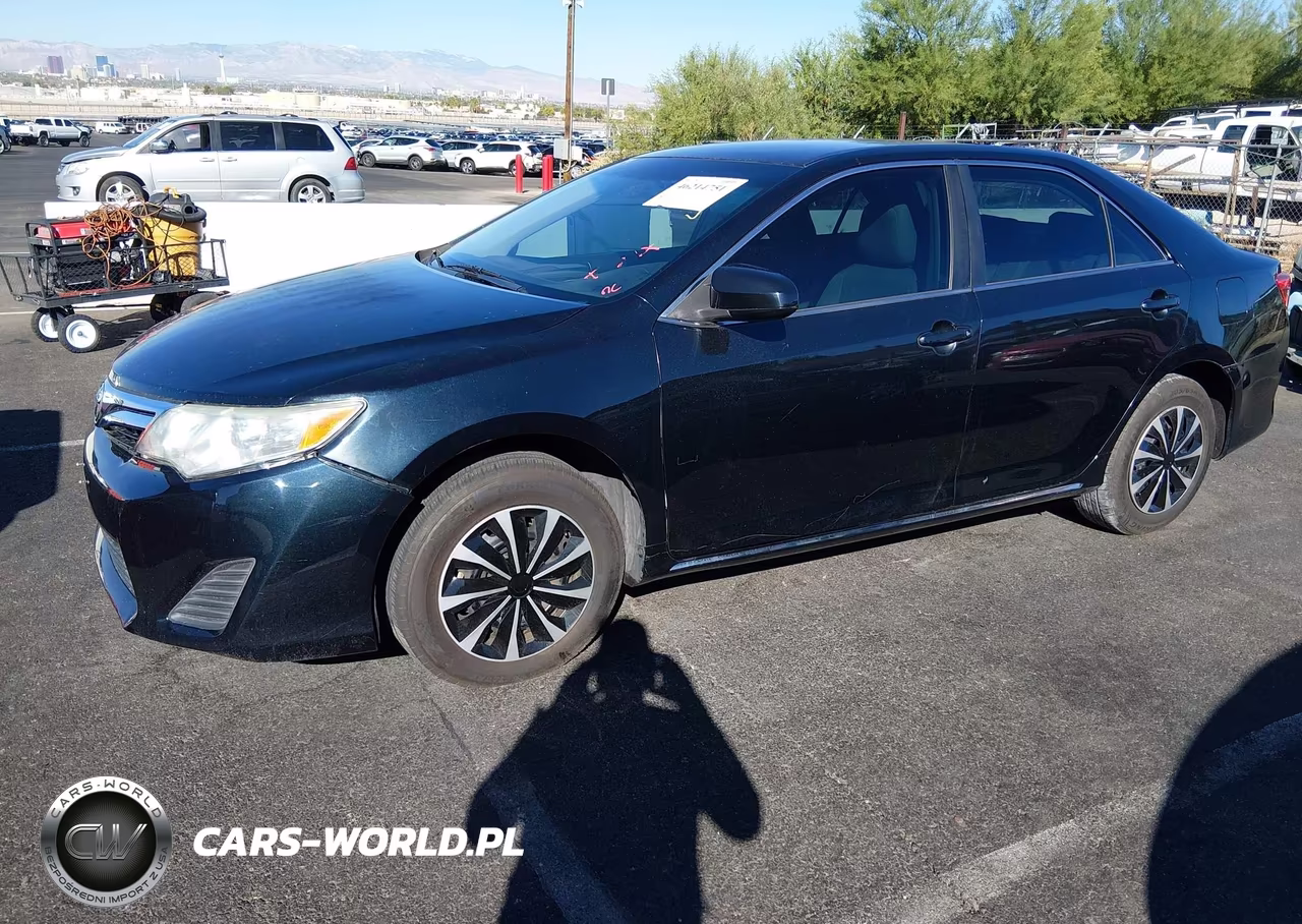 2014 Toyota Camry Le VIN:4T4BF1FK7ER360695 - 6