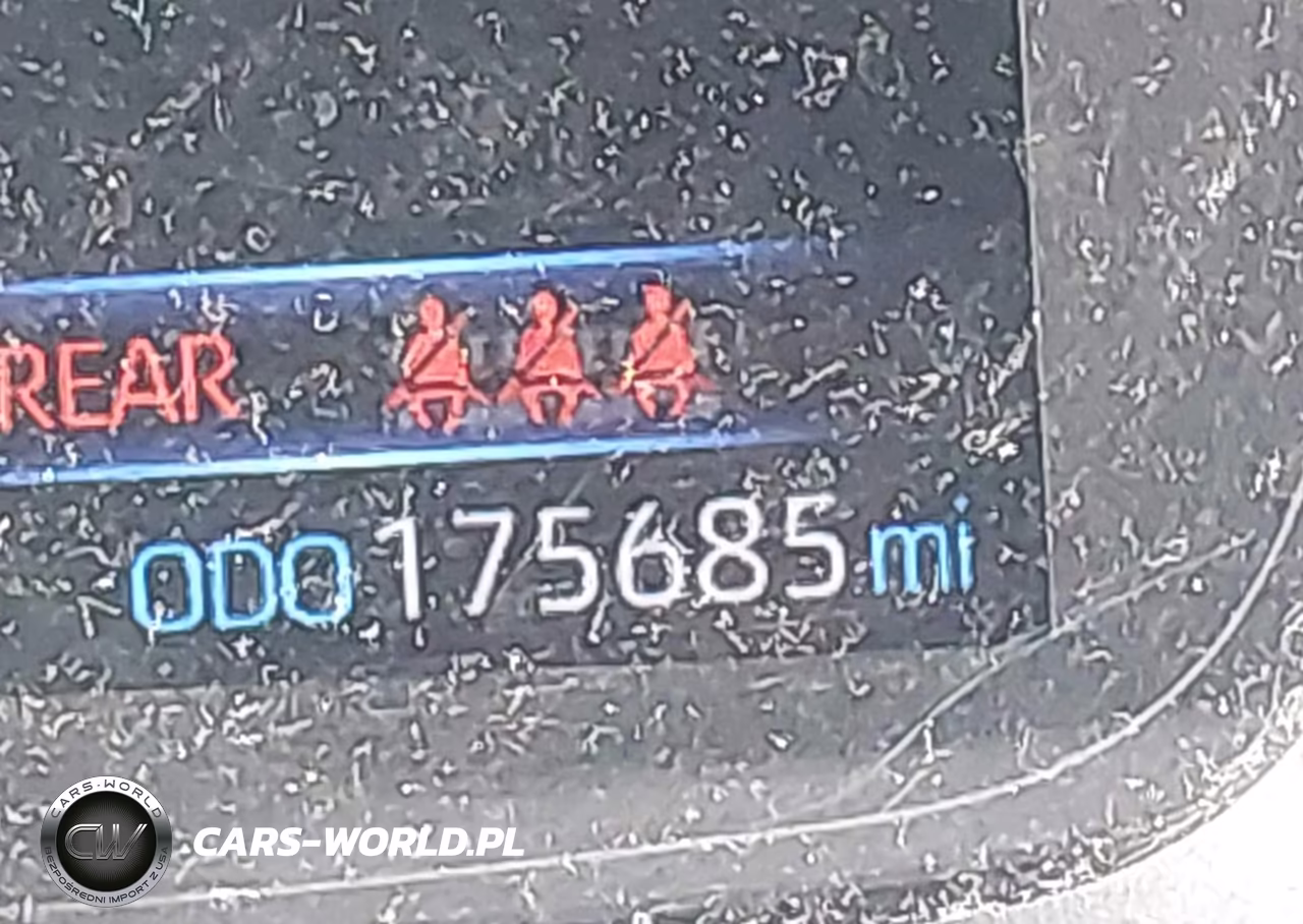 2021 Toyota Corolla Le VIN:JTDEPMAE5MJ145411 - 16