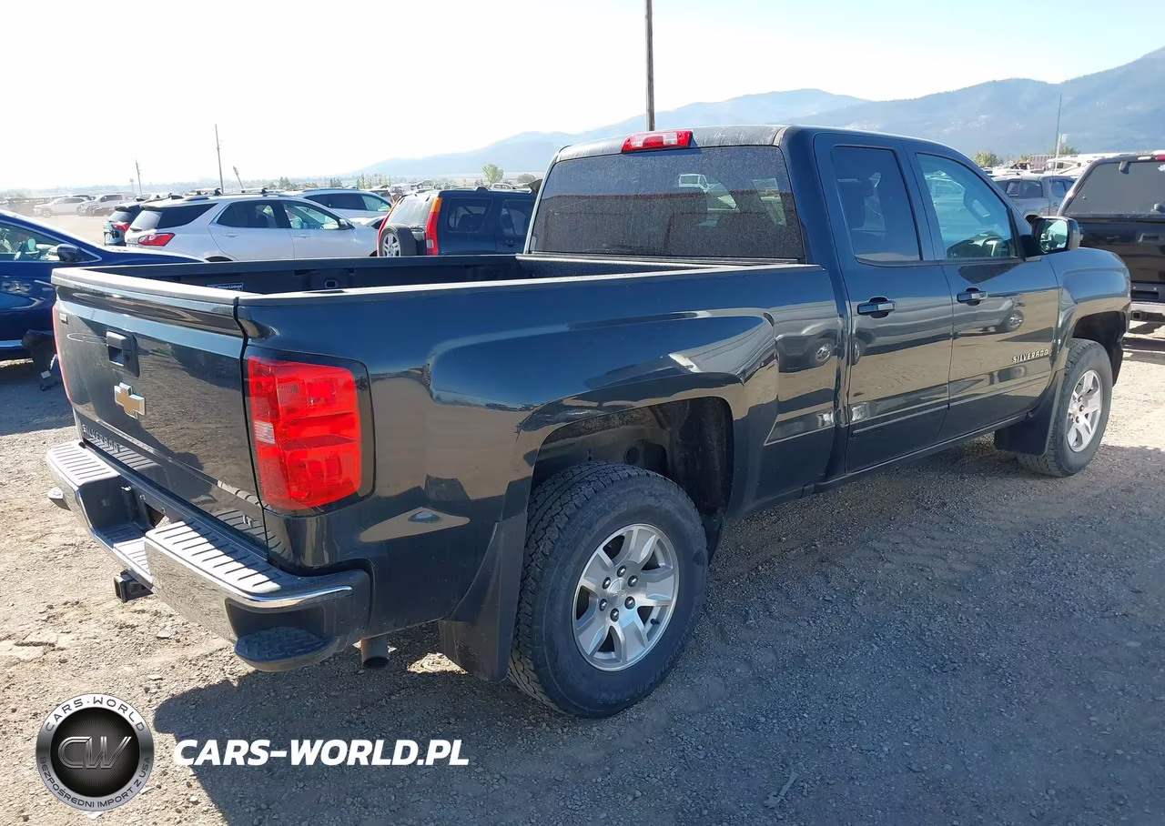2017 Chevrolet Silverado 1500 1Lt VIN:1GCVKREC5HZ216652 - 4