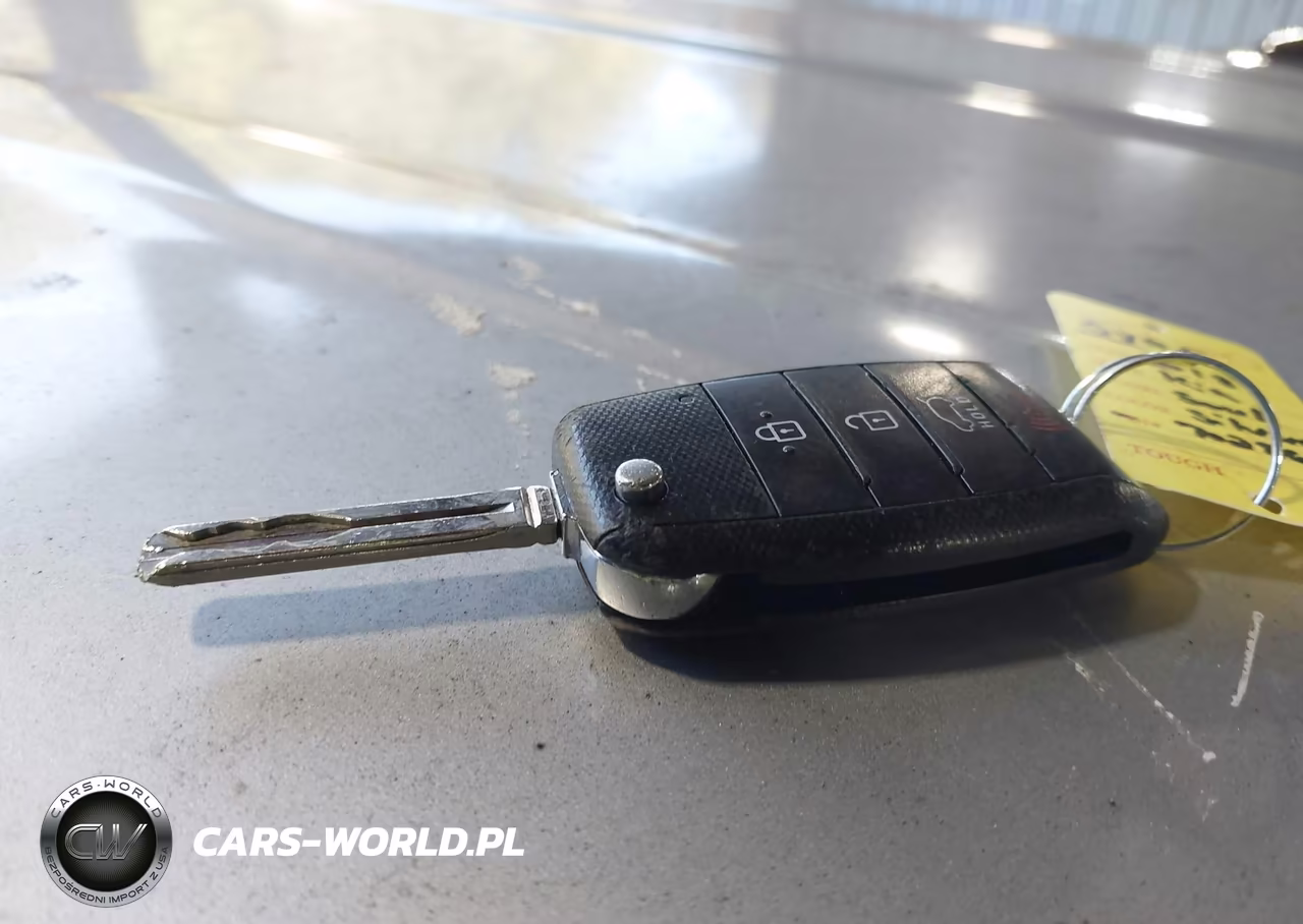 2018 Kia Soul + VIN:KNDJP3A5XJ7553548 - 11