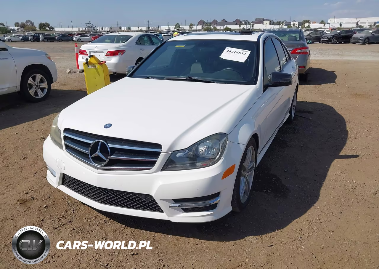 2014 Mercedes-Benz C 250 Sport VIN:WDDGF4HB7EA968131 - 6