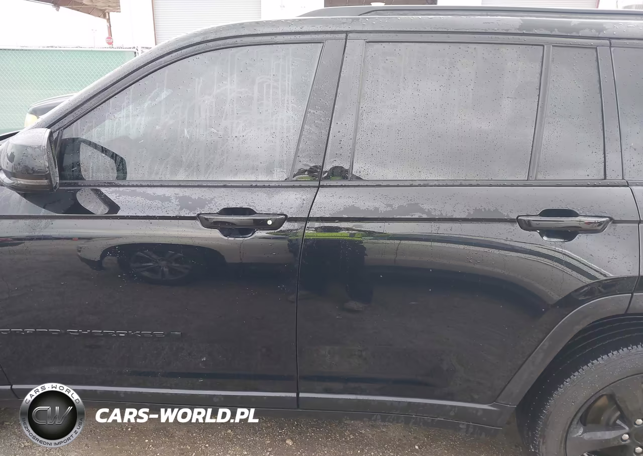 2023 Jeep Grand Cherokee Altitude 4X2 VIN:1C4RJGAG0PC610157 - 14