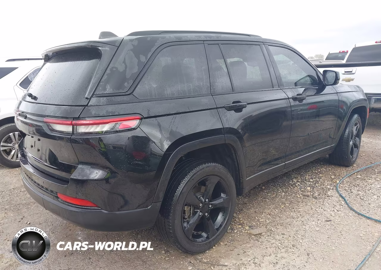 2023 Jeep Grand Cherokee Altitude 4X2 VIN:1C4RJGAG0PC610157 - 4