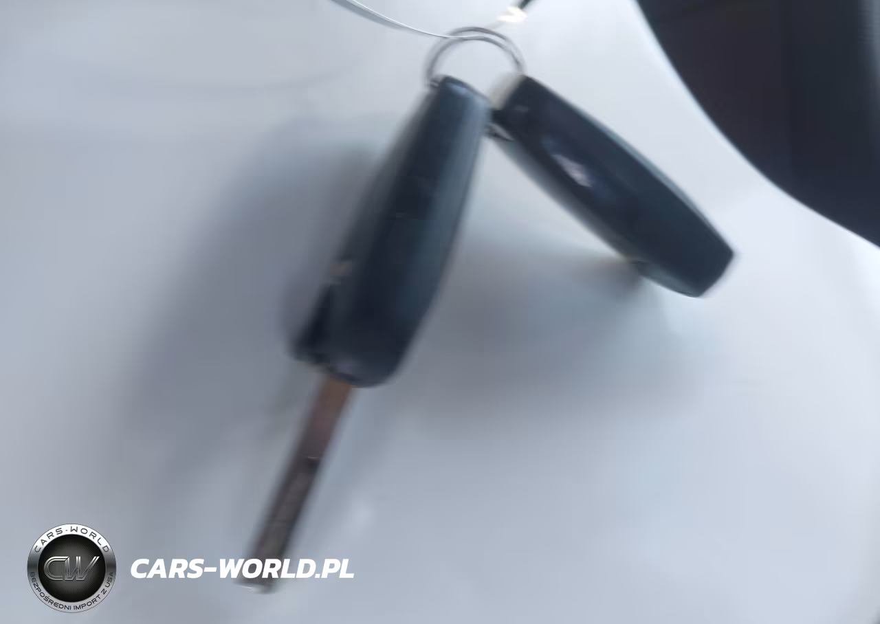 2018 Chevrolet Trax Ls VIN:3GNCJKSB1JL419555 - 11