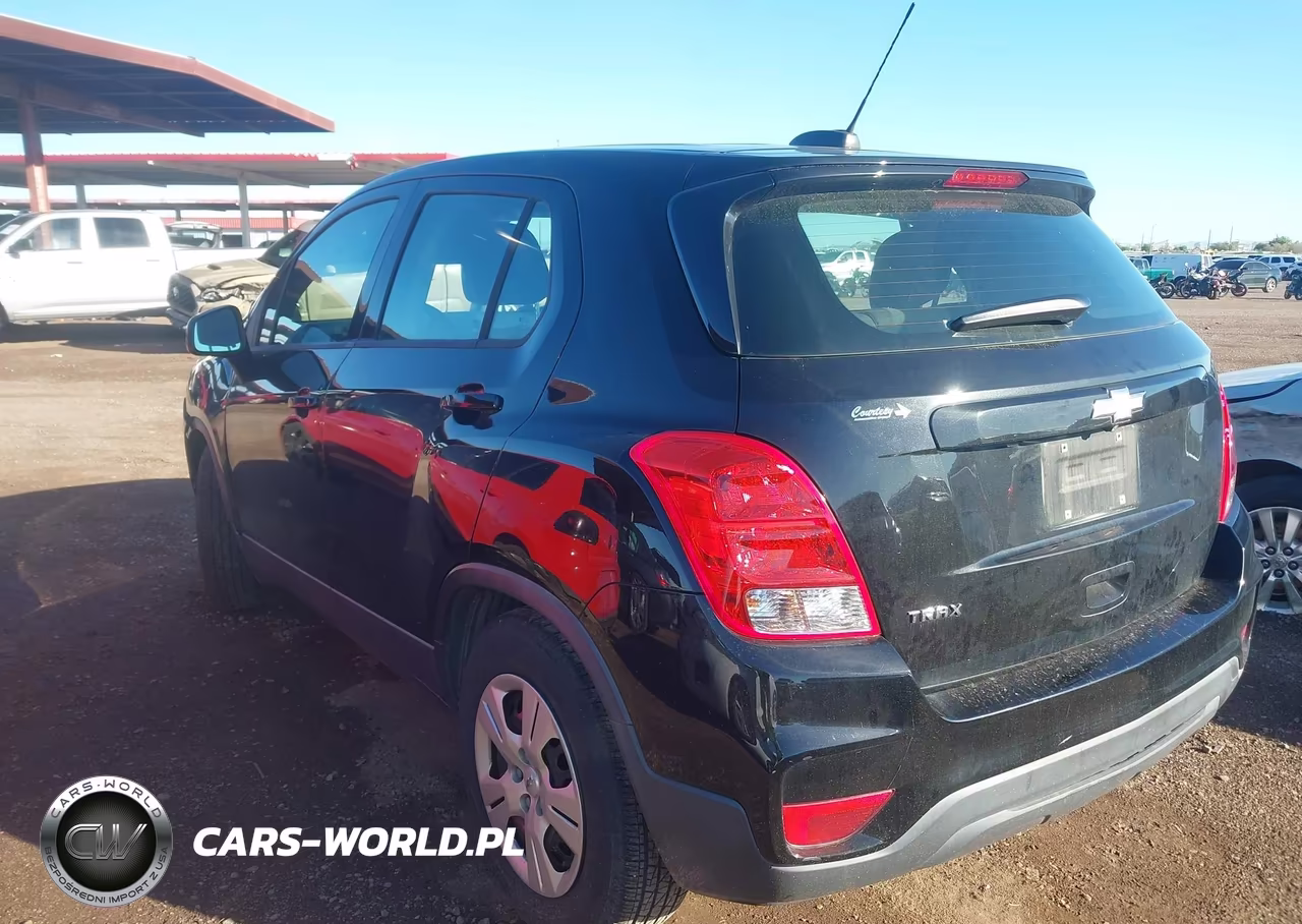 2018 Chevrolet Trax Ls VIN:3GNCJKSB1JL419555 - 3