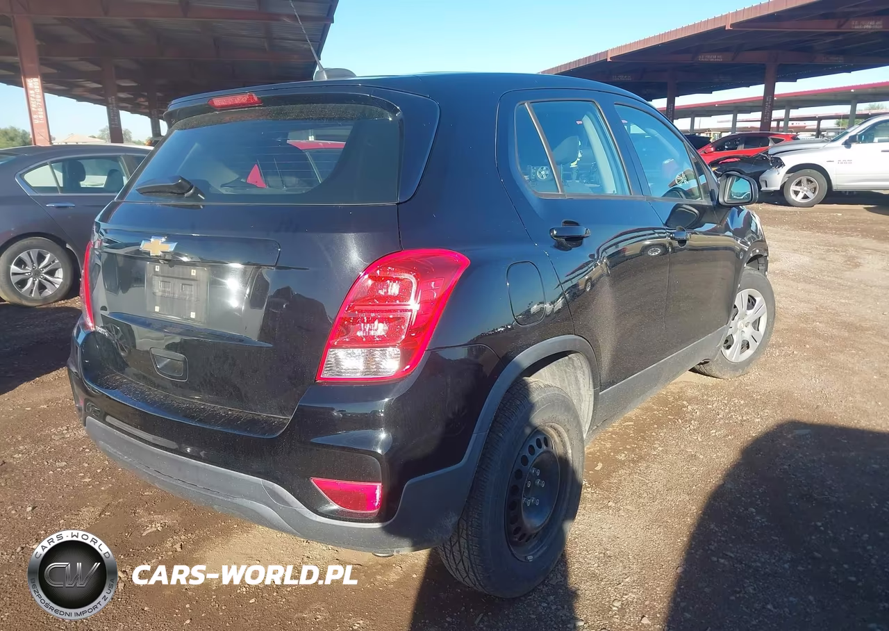 2018 Chevrolet Trax Ls VIN:3GNCJKSB1JL419555 - 4