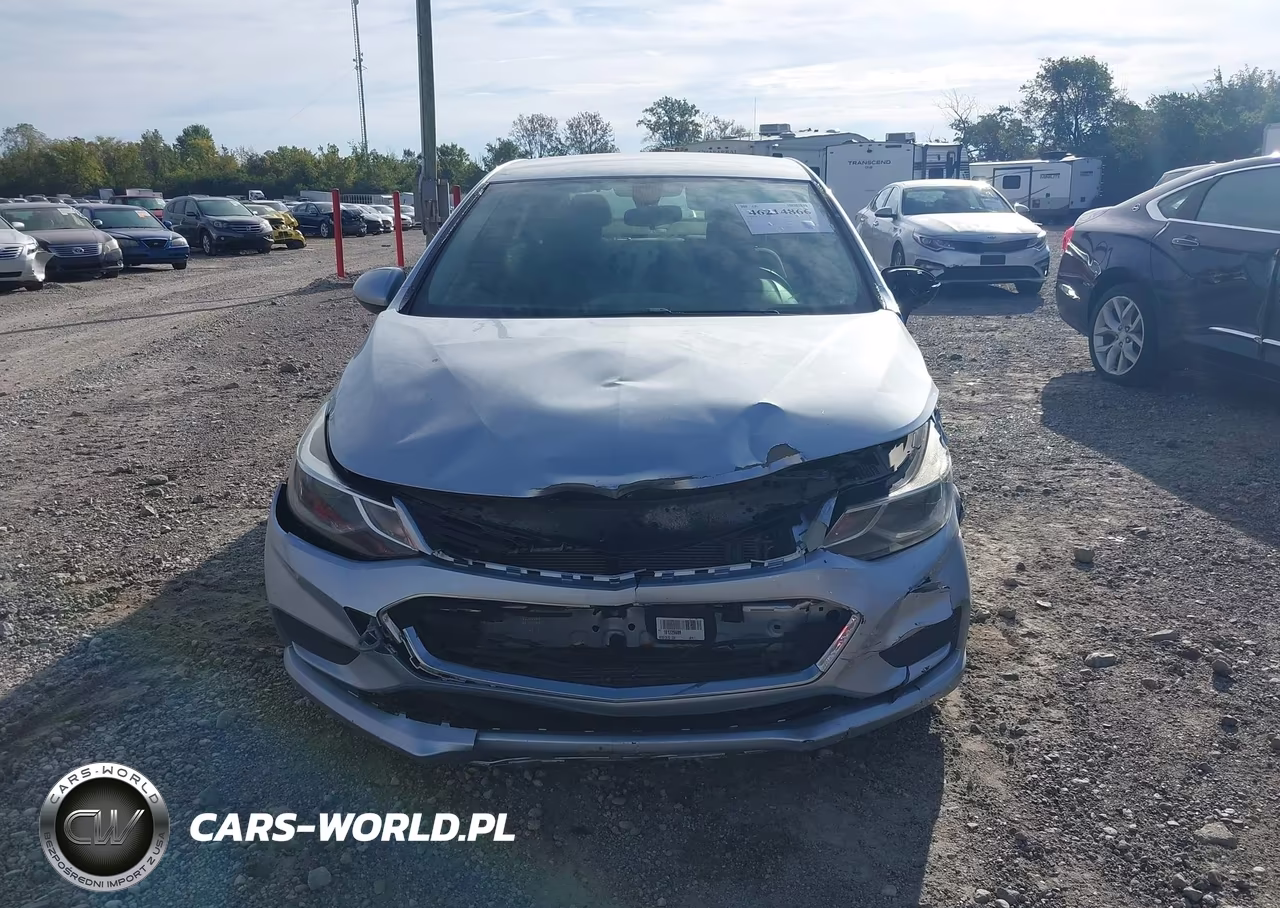 2018 Chevrolet Cruze Lt Auto VIN:1G1BE5SM2J7229661 - 12