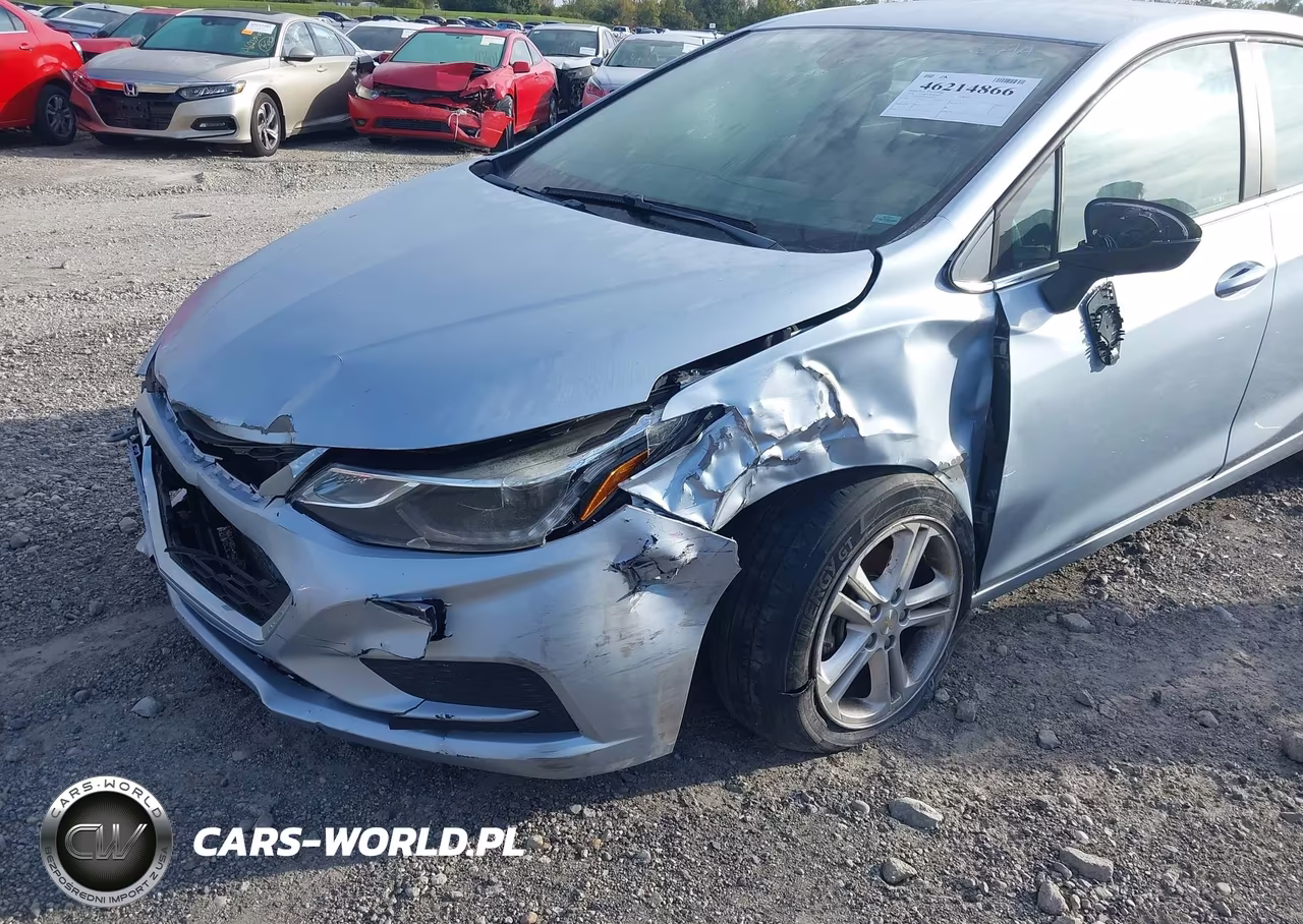 2018 Chevrolet Cruze Lt Auto VIN:1G1BE5SM2J7229661 - 6