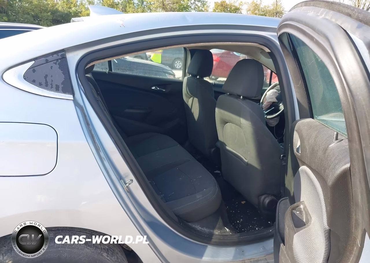 2018 Chevrolet Cruze Lt Auto VIN:1G1BE5SM2J7229661 - 8