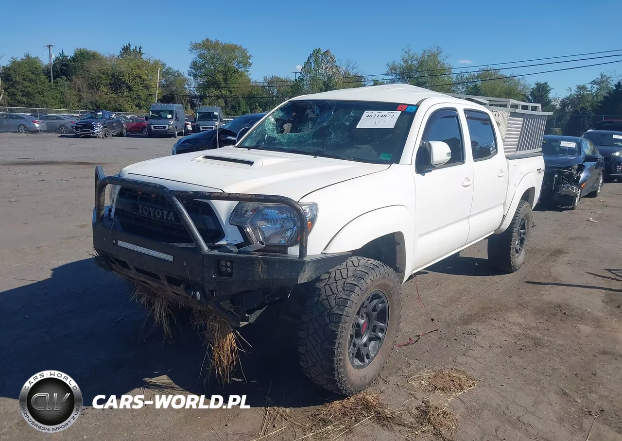 2015 Toyota Tacoma Base V6 VIN:3TMLU4EN0FM202145 - 2