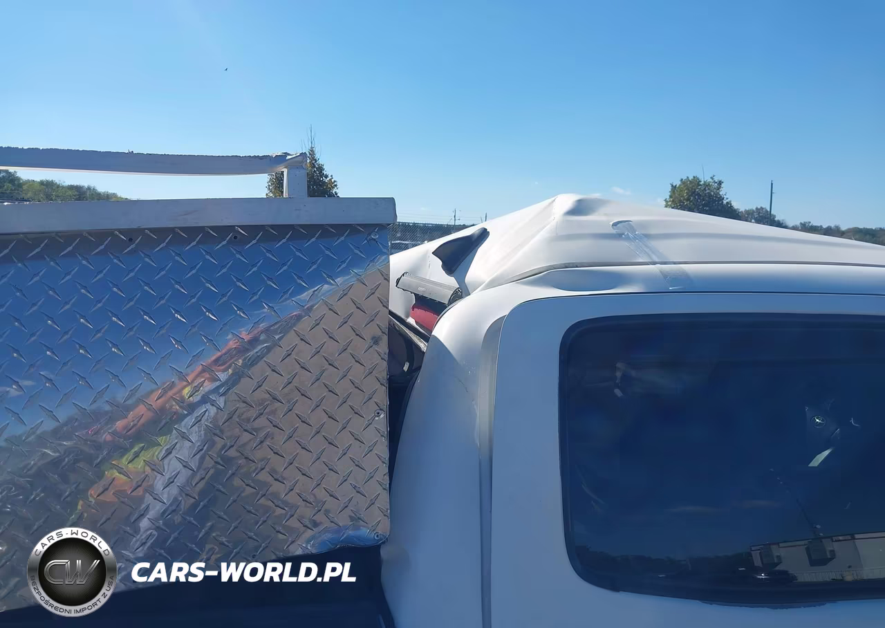 2015 Toyota Tacoma Base V6 VIN:3TMLU4EN0FM202145 - 6