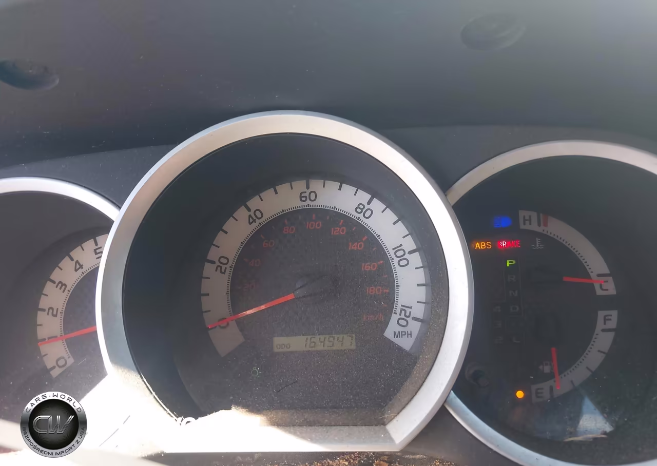 2015 Toyota Tacoma Base V6 VIN:3TMLU4EN0FM202145 - 7