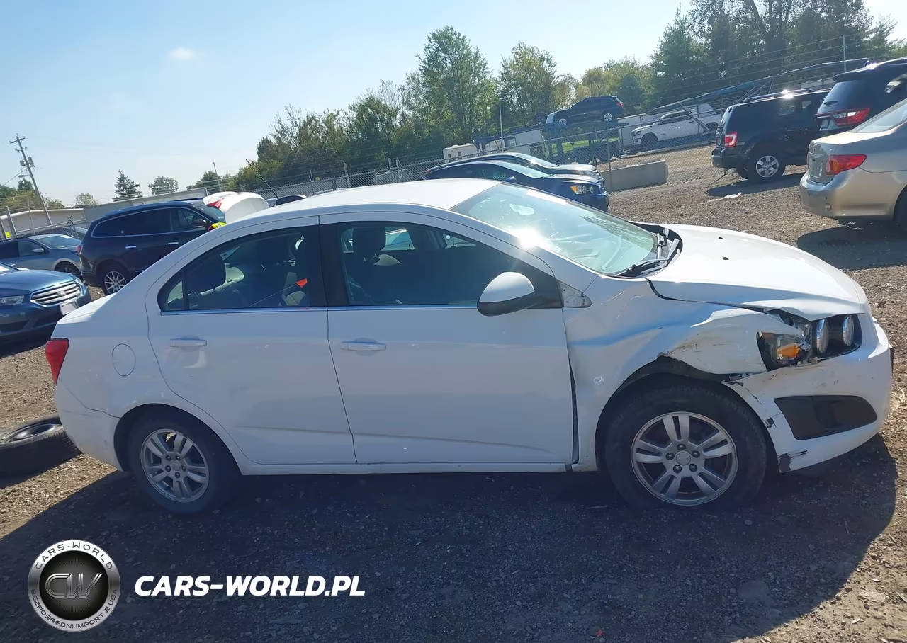 2016 Chevrolet Sonic Lt Auto VIN:1G1JC5SH1G4141649 - 13