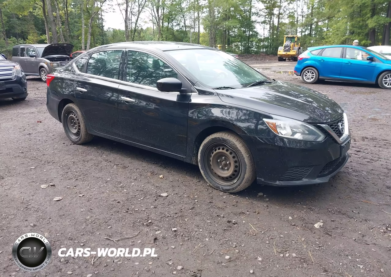 2018 Nissan Sentra S – zdjęcie 1 z 11