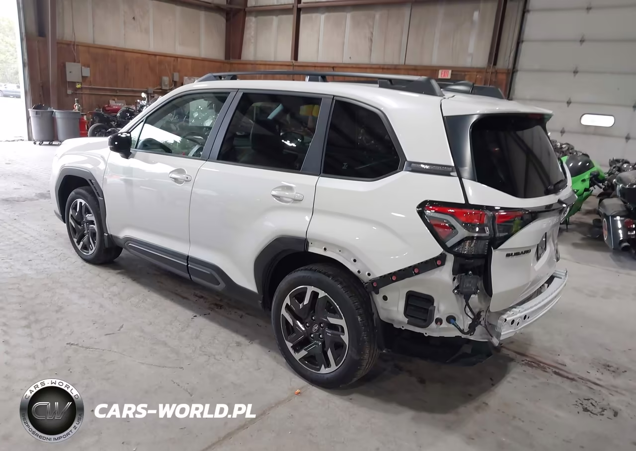 2025 Subaru Forester Limited VIN:JF2SLDRC0SH506941 - 3