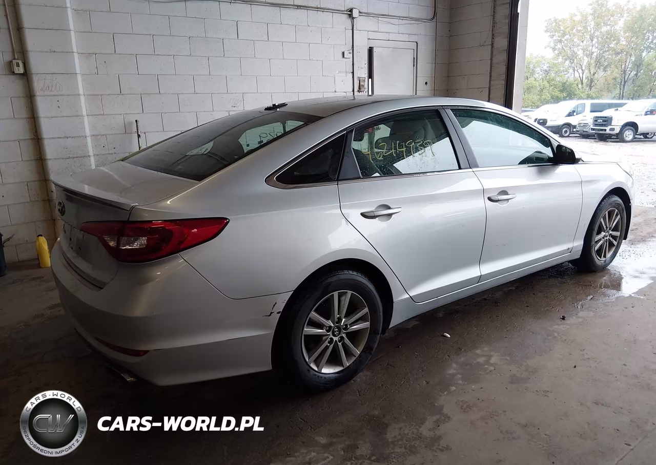 2017 Hyundai Sonata VIN:5NPE24AF7HH472916 - 4