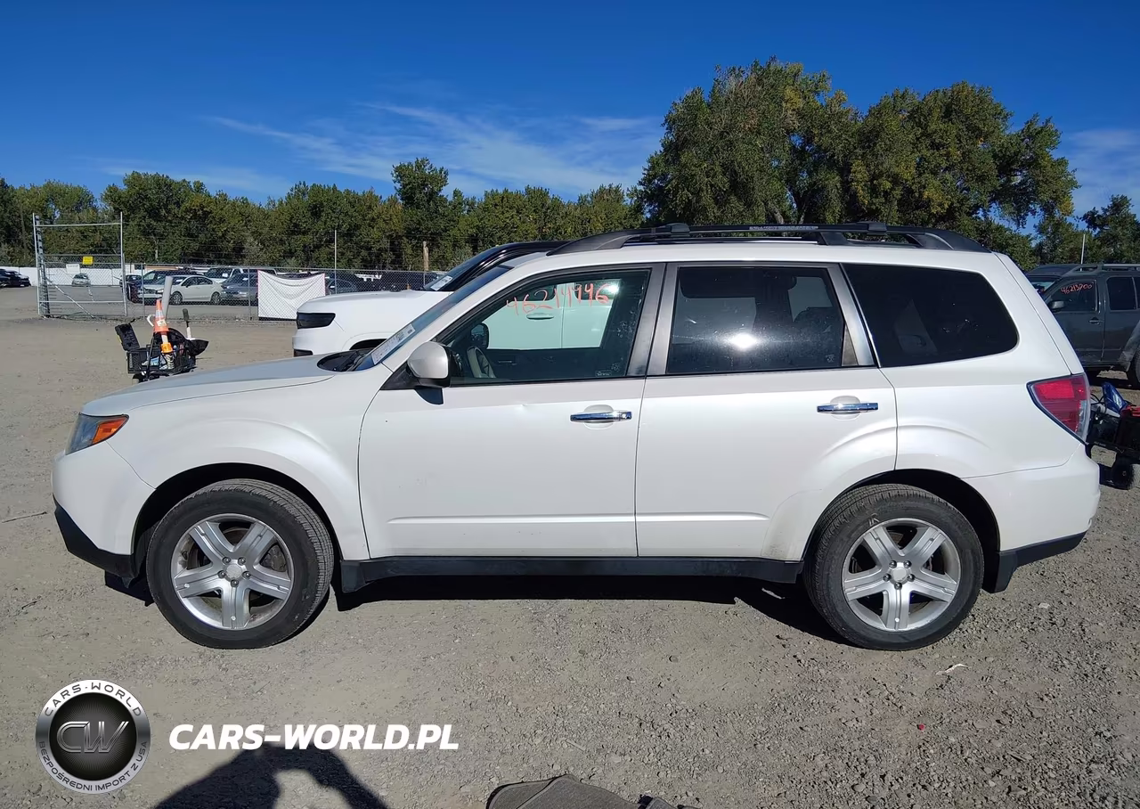 2010 Subaru Forester 2.5X Premium VIN:JF2SH6CCXAH739410 - 14
