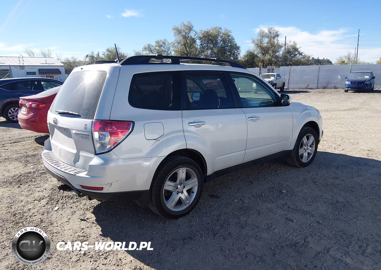2010 Subaru Forester 2.5X Premium VIN:JF2SH6CCXAH739410 - 4