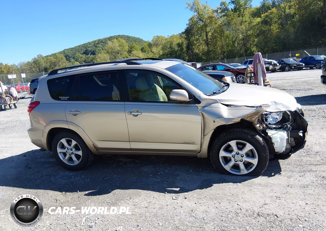 2010 Toyota Rav4 Limited V6 VIN:JTMDK4DV3AD016602 - 13