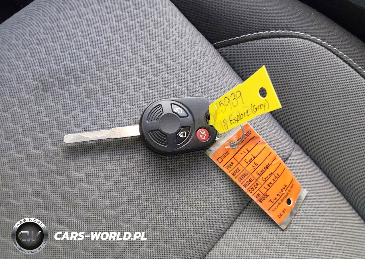 2018 Ford Escape Se VIN:1FMCU9GD0JUC84072 - 11