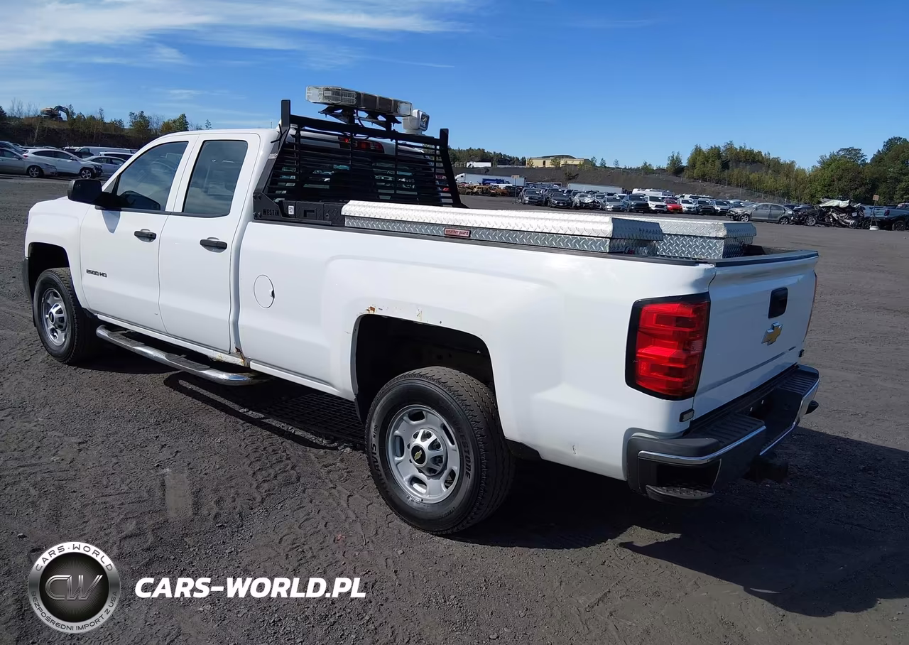 2015 Chevrolet Silverado 2500Hd Wt VIN:1GC2KUEB4FZ134017 - 3