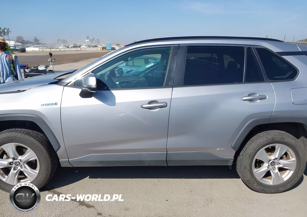 2021 Toyota Rav4 Hybrid Le VIN:4T3MWRFV9MU039131 - 14