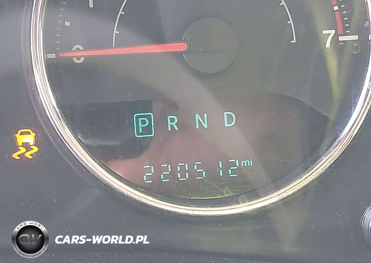 2015 Jeep Wrangler Unlimited Sport VIN:1C4BJWDG7FL521904 - 16