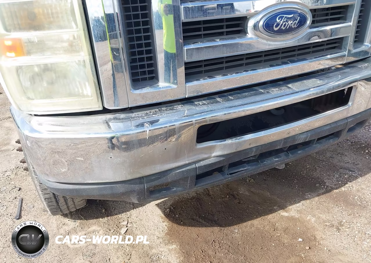 2009 Ford Econoline Commercial Cutaway VIN:1FDXE45S59DA10719 - 12