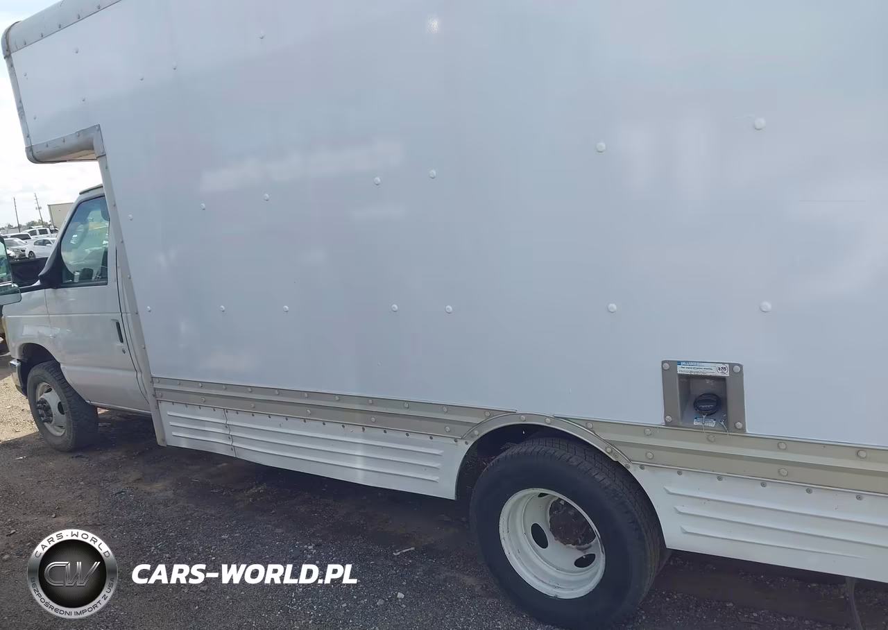 2009 Ford Econoline Commercial Cutaway VIN:1FDXE45S59DA10719 - 15