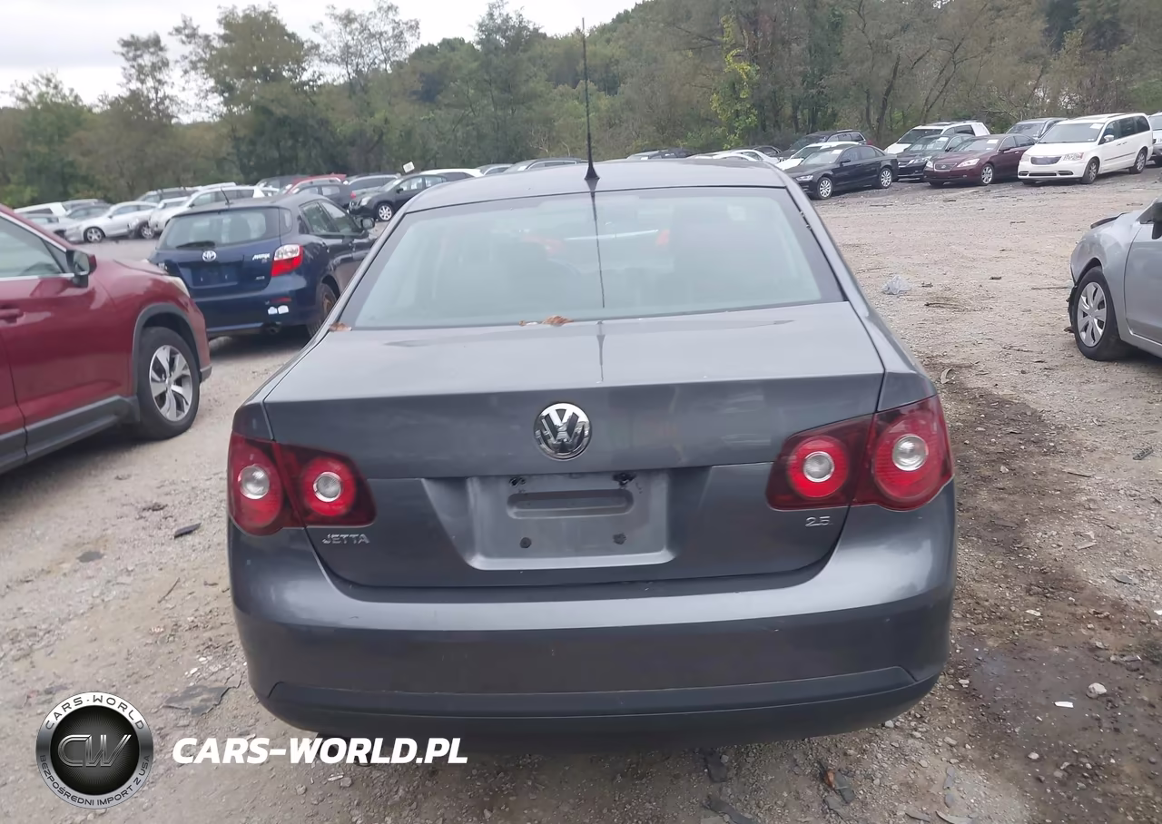 2010 Volkswagen Jetta Limited Edition VIN:3VWAZ7AJ0AM074993 - 16