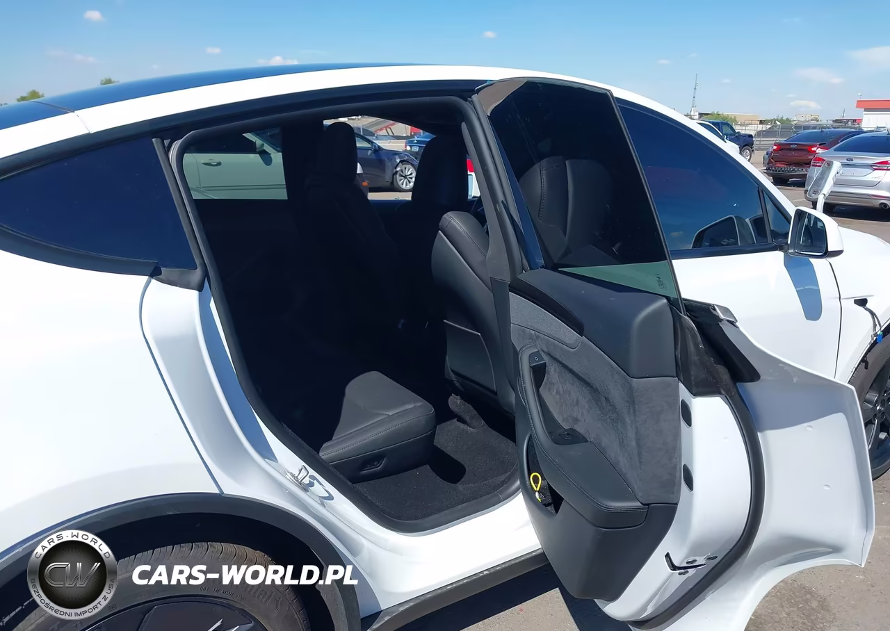 2026 Tesla Model Y All-Wheel Drive-Long Range Launch Series-Premium All-Wheel Drive VIN:7SAYGDEE8TF691846 - 7