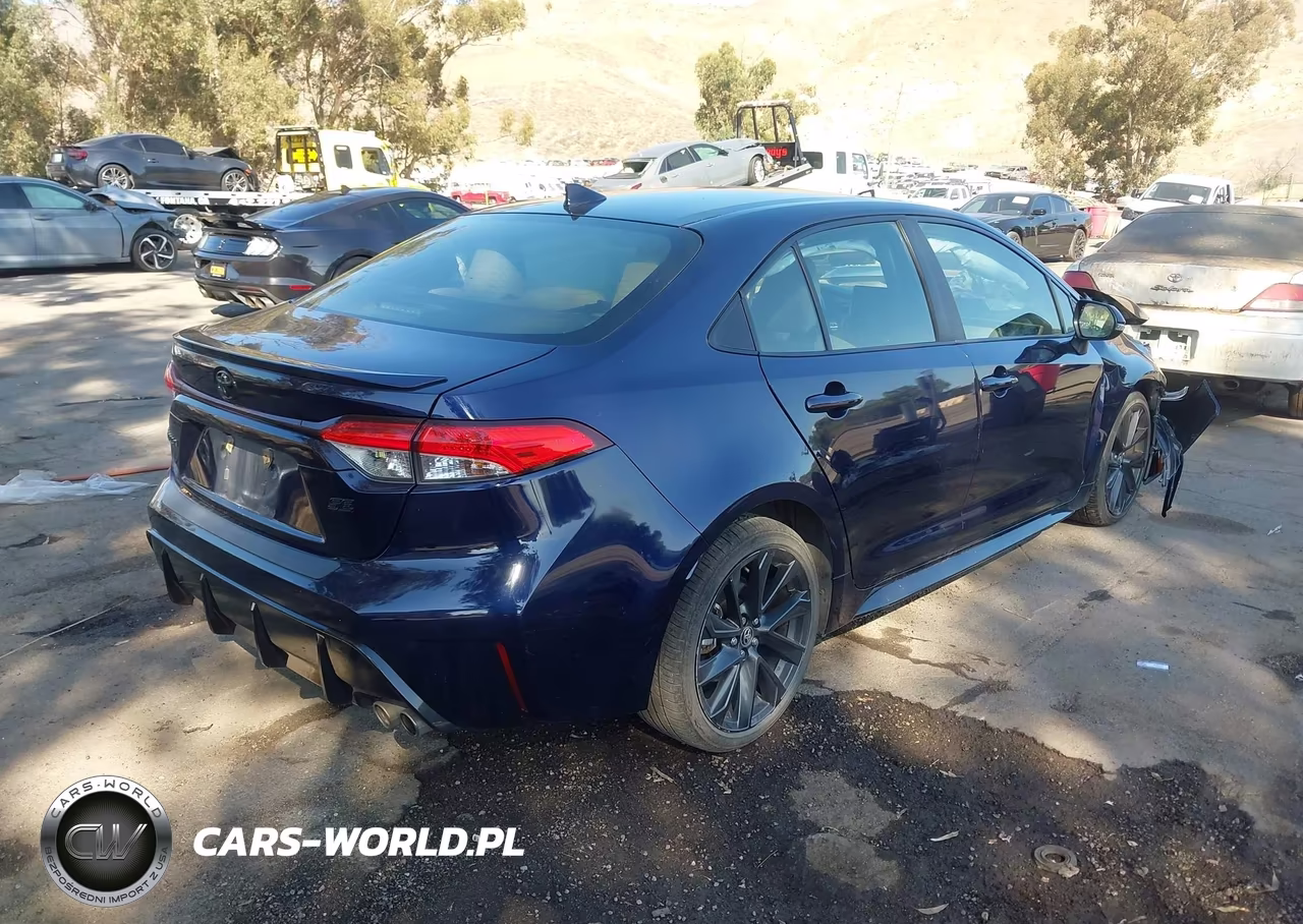 2023 Toyota Corolla Se VIN:JTDP4MCE4PJ100527 - 4