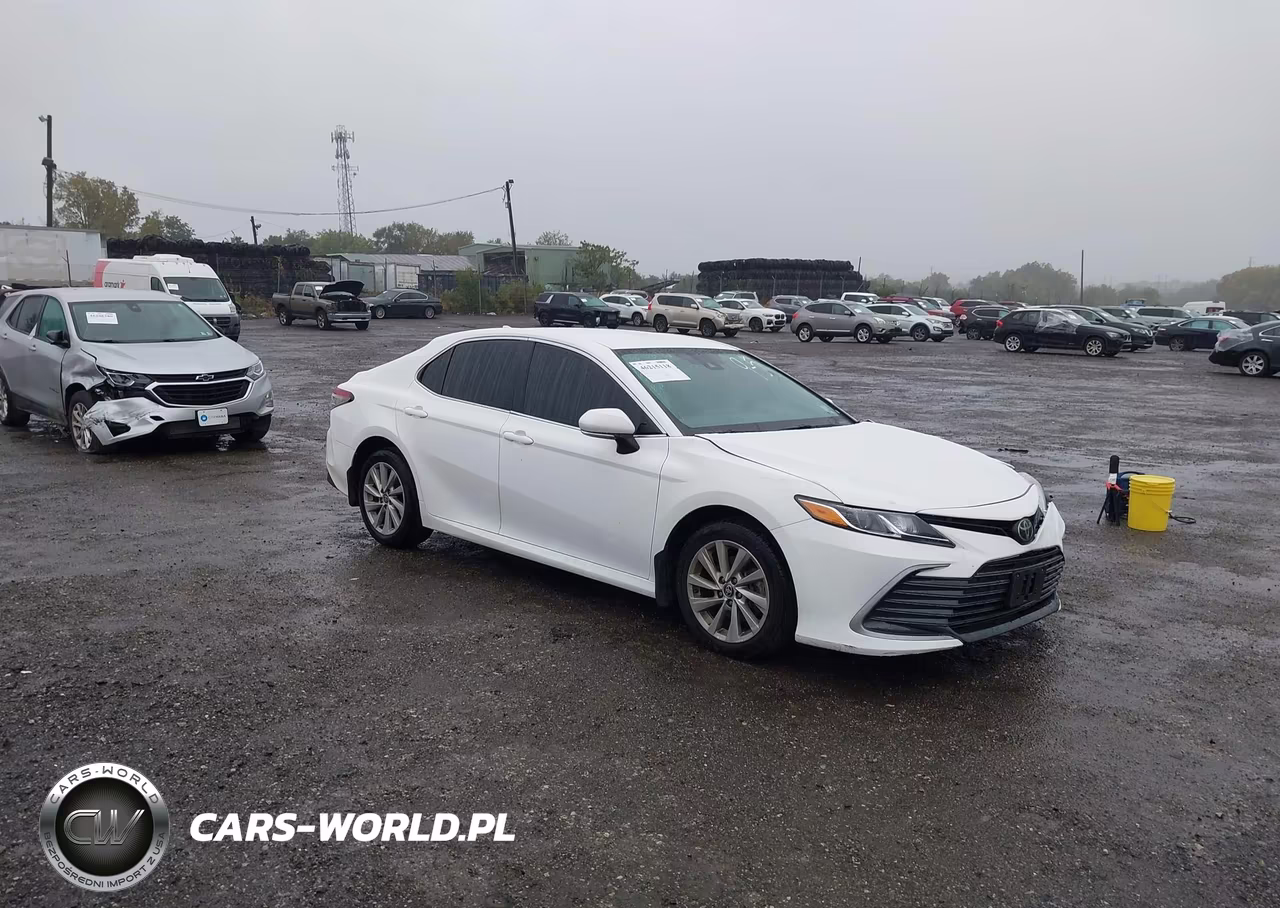 2023 Toyota Camry Le