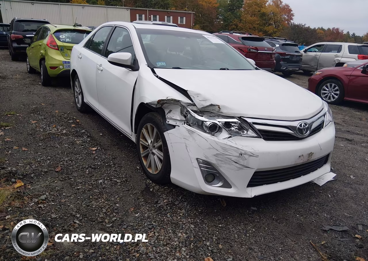2014 Toyota Camry Xle VIN:4T4BF1FK5ER340171 - 1