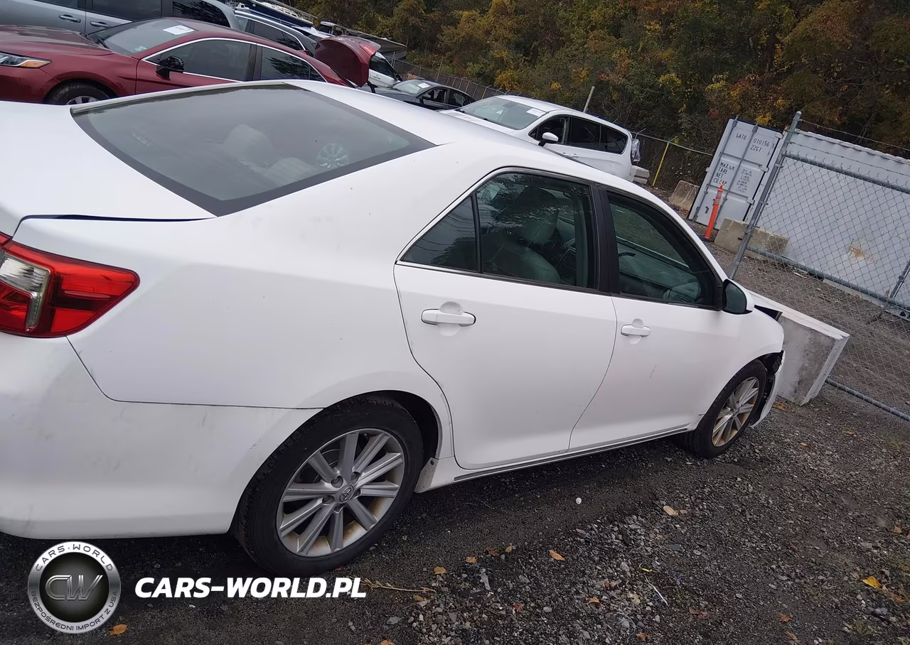 2014 Toyota Camry Xle VIN:4T4BF1FK5ER340171 - 13