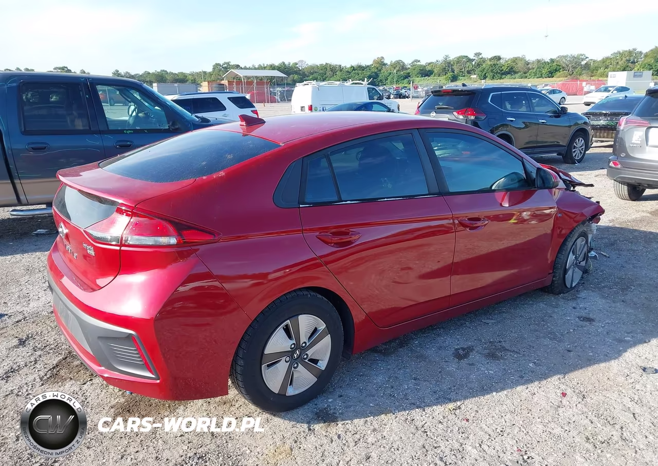 2020 Hyundai Ioniq Hybrid Blue VIN:KMHC65LC7LU227953 - 4