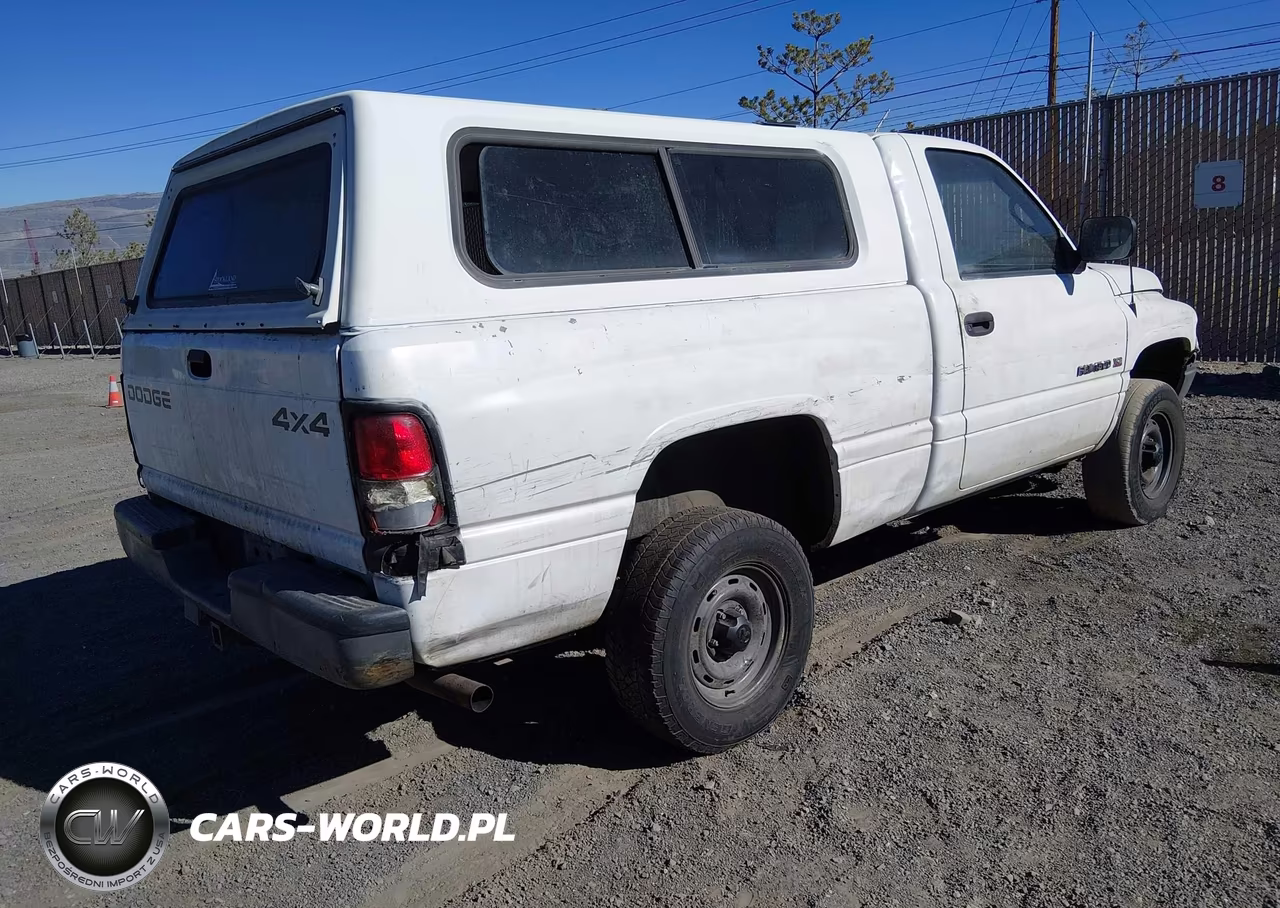 1996 Dodge Ram 1500 VIN:1B7HF16Y0TJ173780 - 4