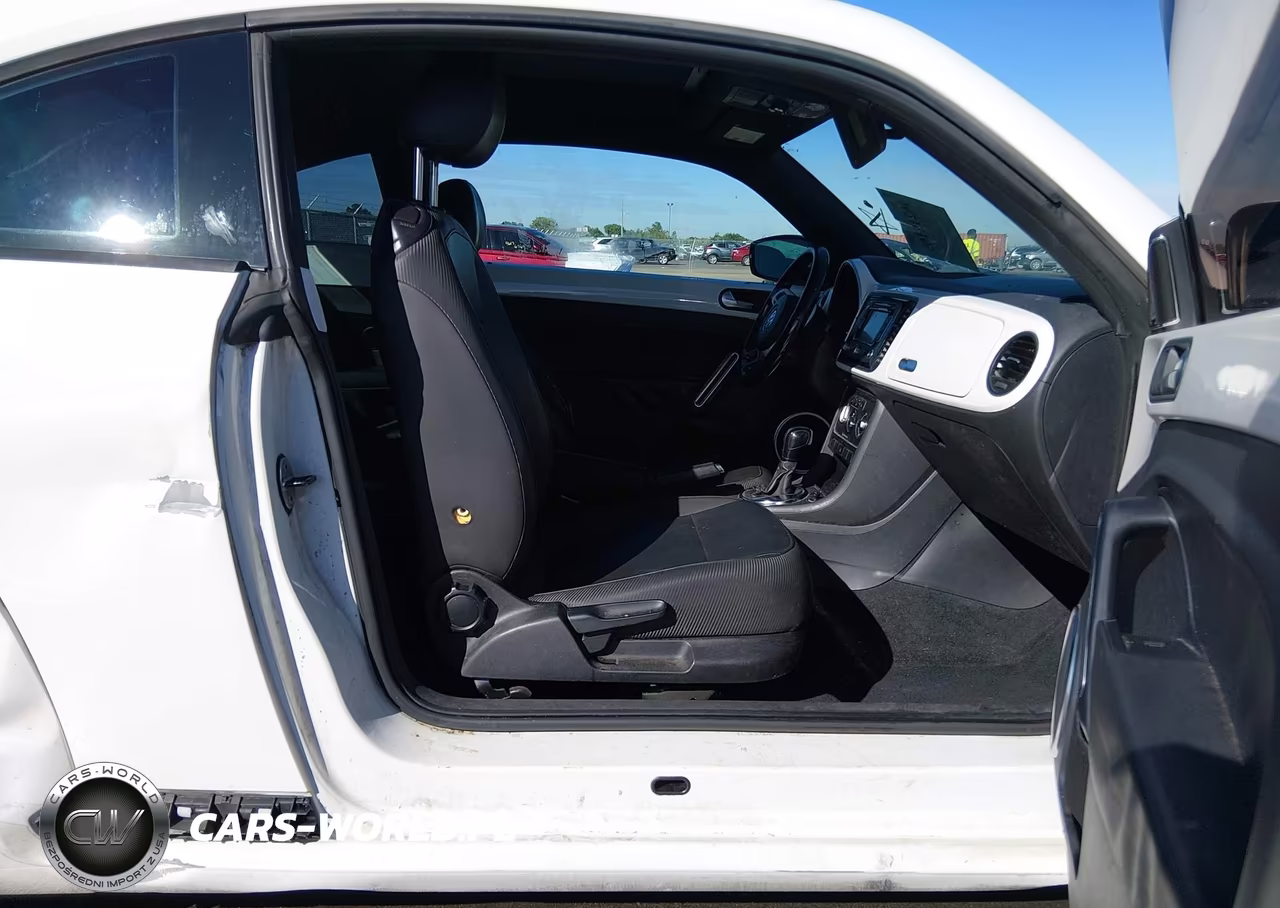 2013 Volkswagen Beetle Coupe 2.5L W-Sun-Sound-Nav VIN:3VWJX7AT1DM675972 - 5
